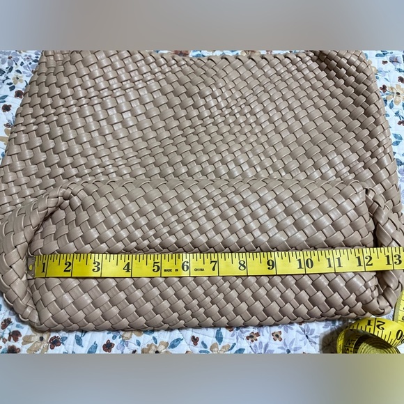 Soft Pink Woven Hobo Bag - Picture 8 of 8